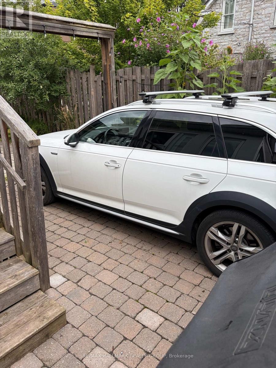 Legal Parking in Winter/Patio in Summer - 142 River Lane, Ottawa, ON