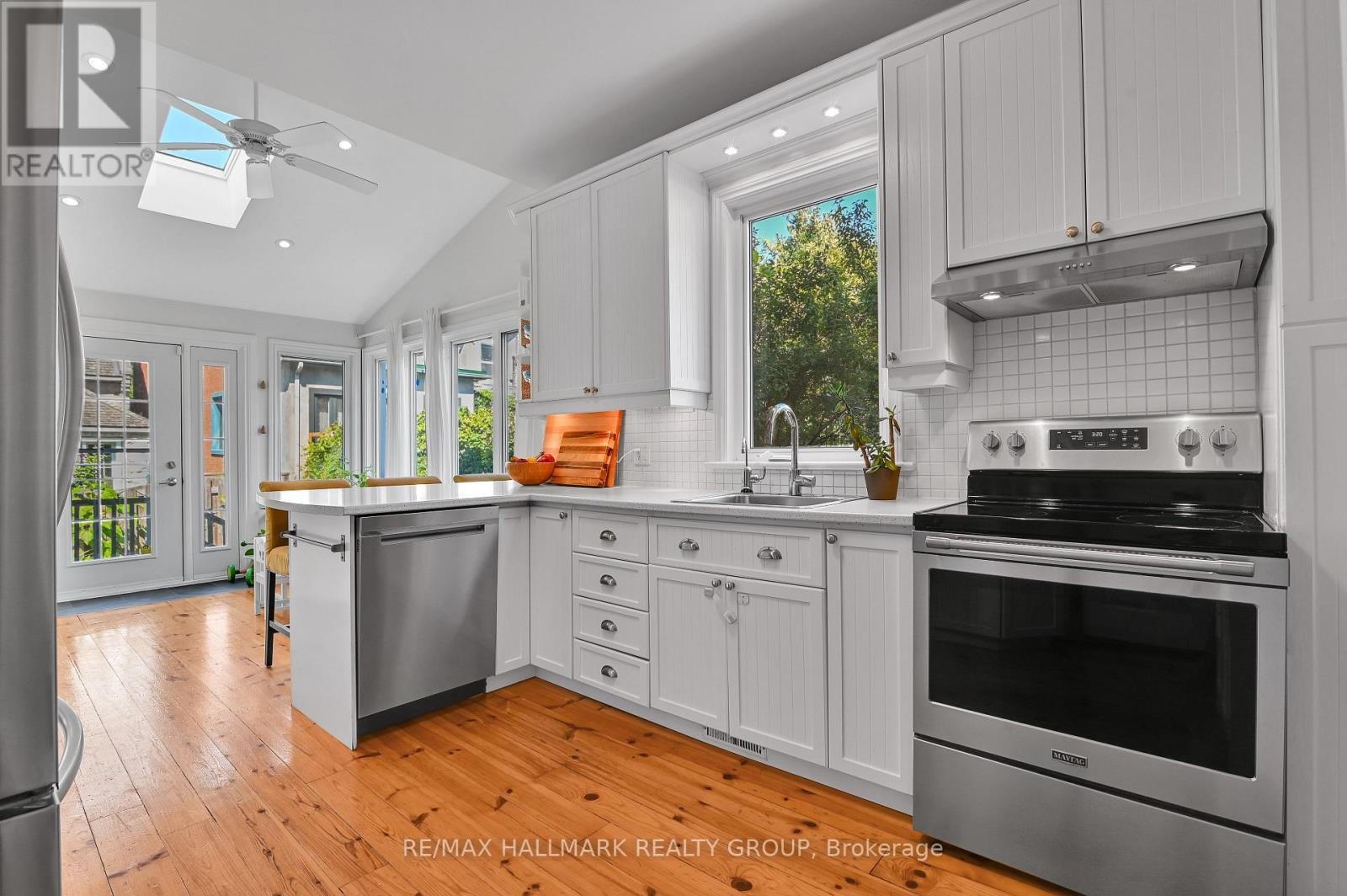 Main floor - Kitchen - 142 River Lane, Ottawa, ON