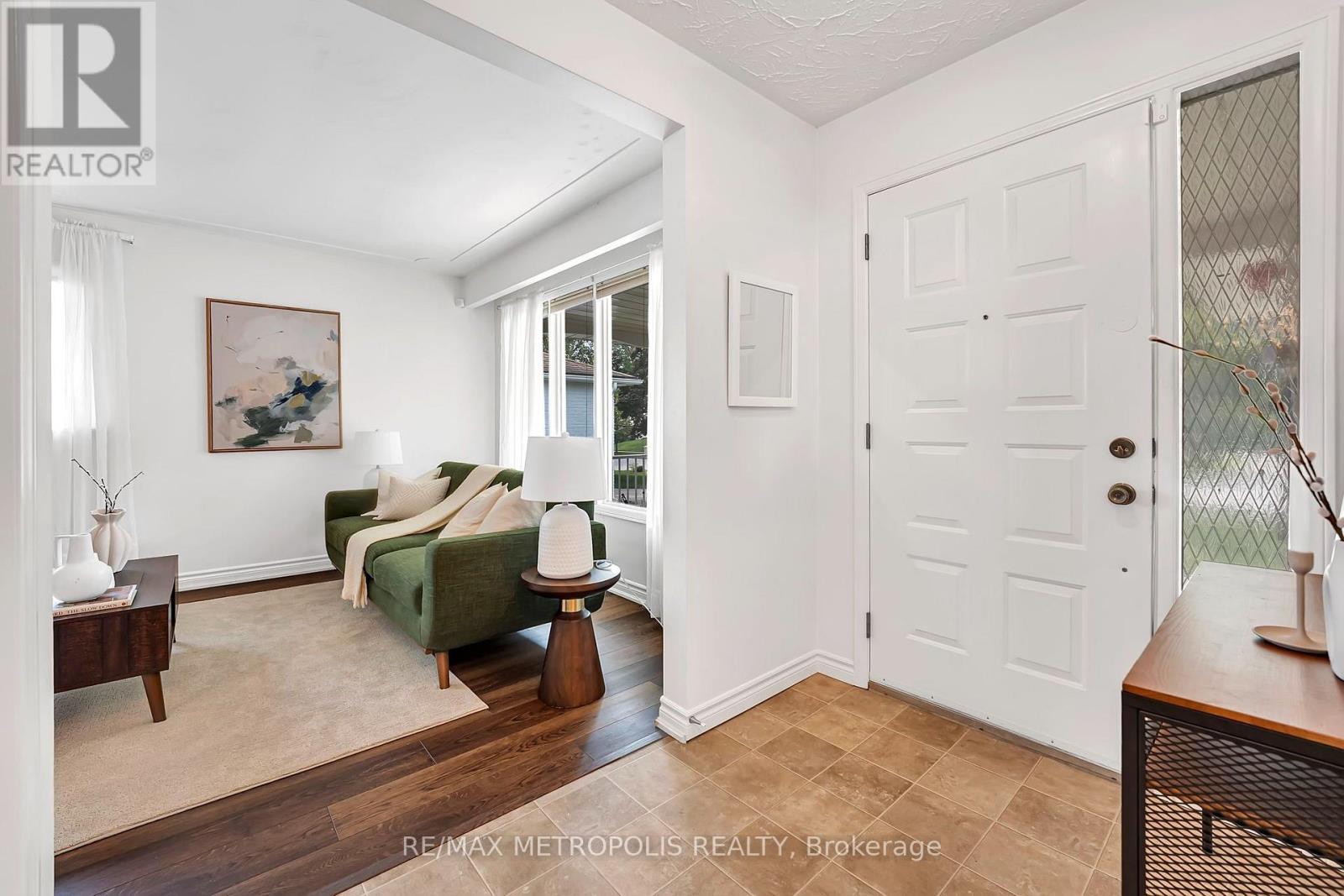 598 Black Oak Crescent, Waterloo, ON
