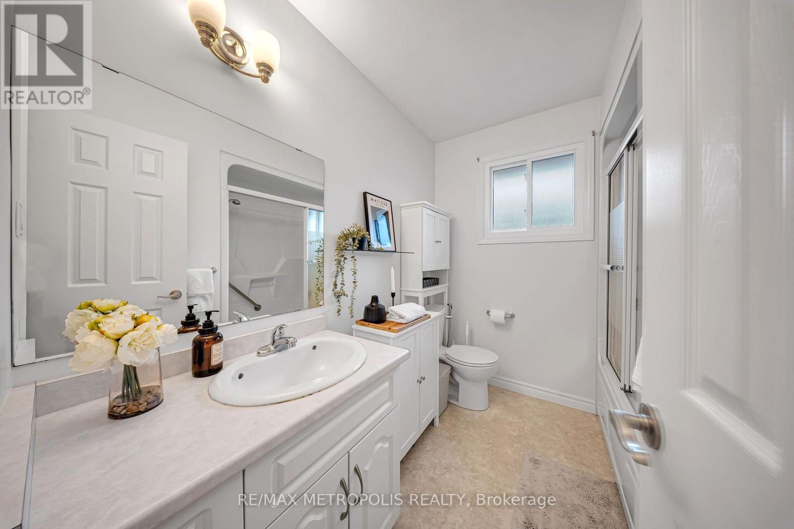 598 Black Oak Crescent, Waterloo, ON