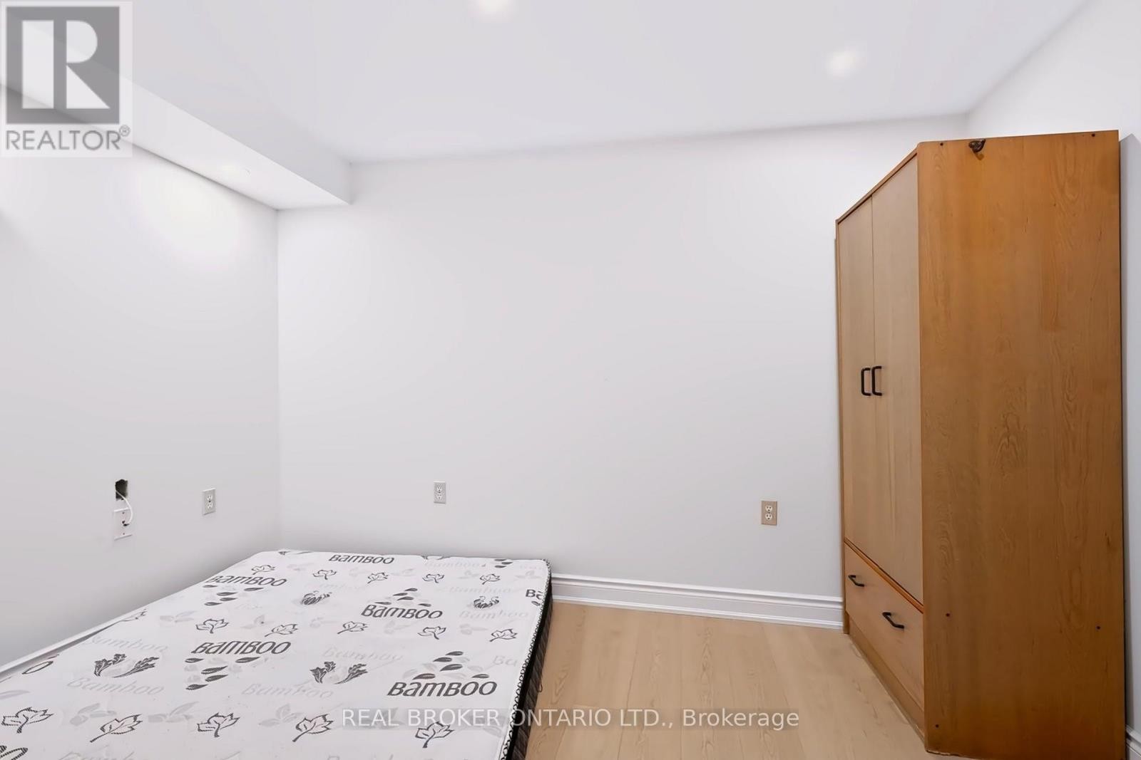 5 Nathaniel Crescent, Kitchener, ON