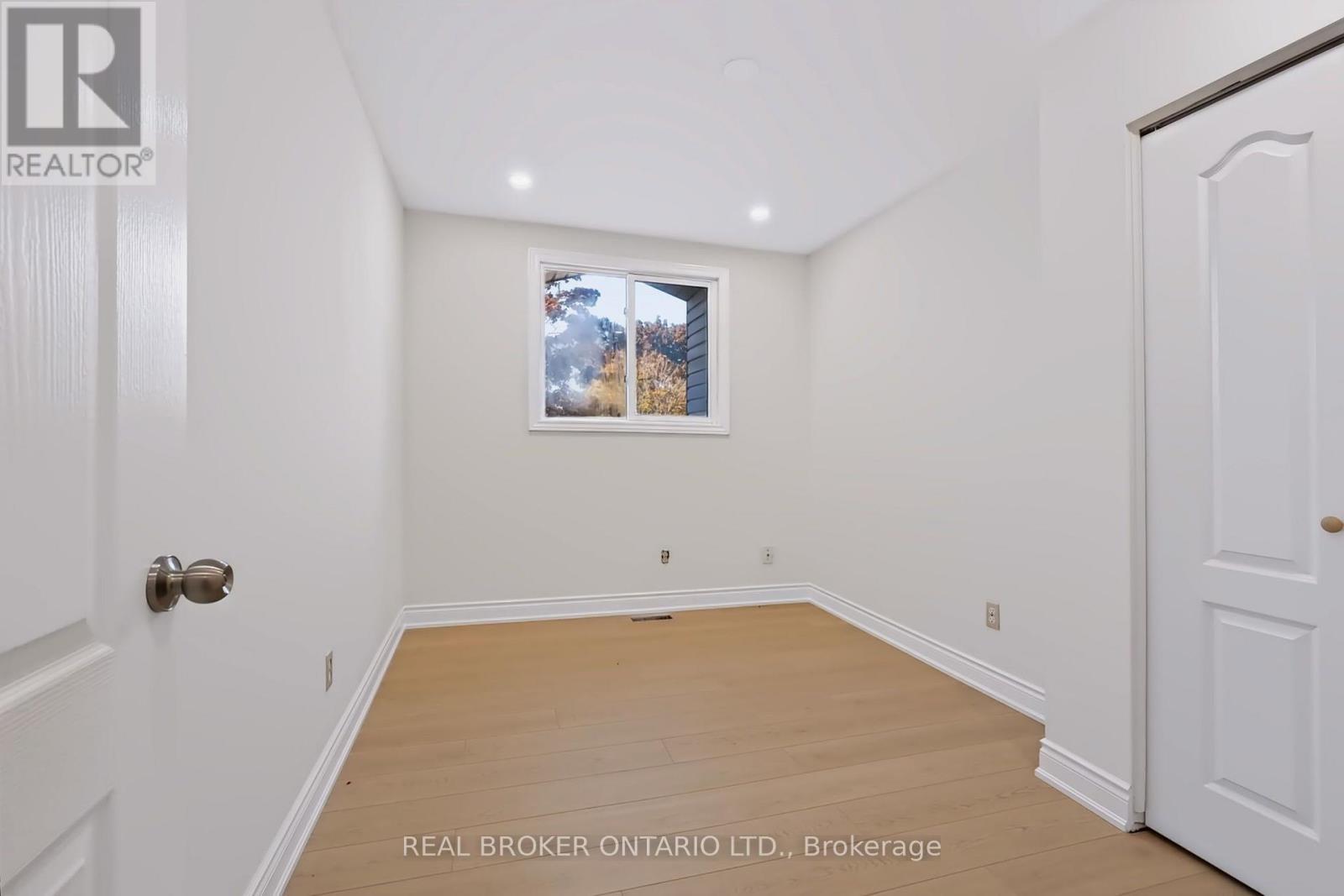 5 Nathaniel Crescent, Kitchener, ON