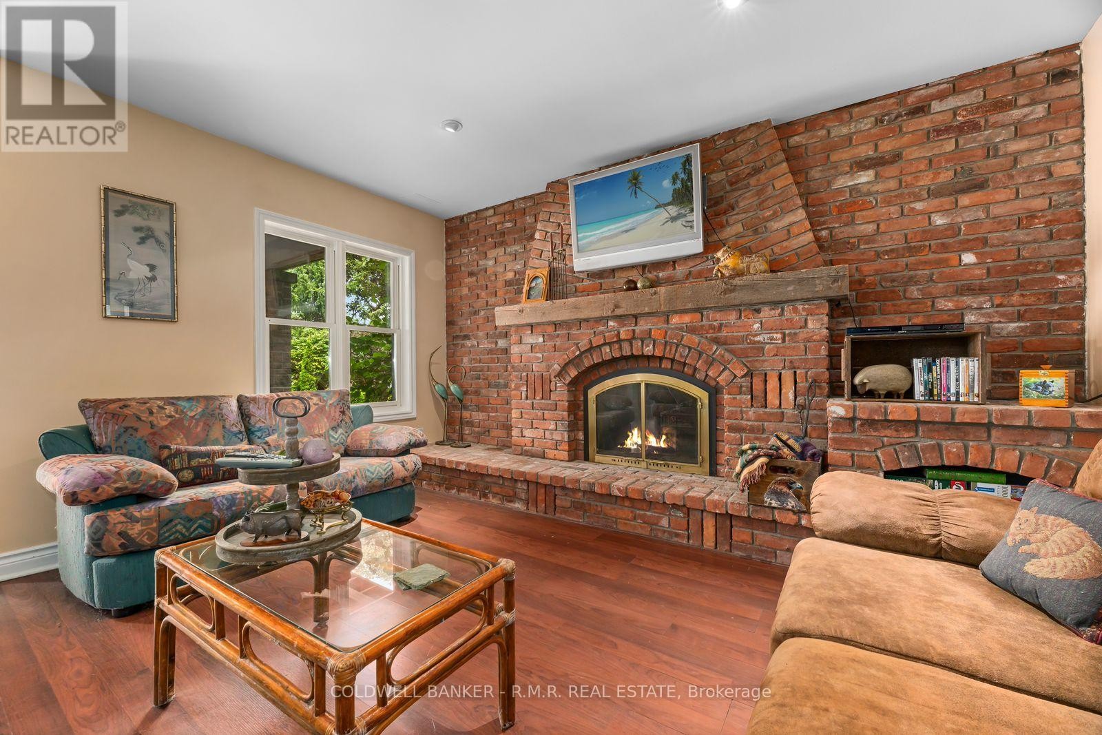 Basement Living Room Area - 26 Mill Run Gate, Uxbridge, ON