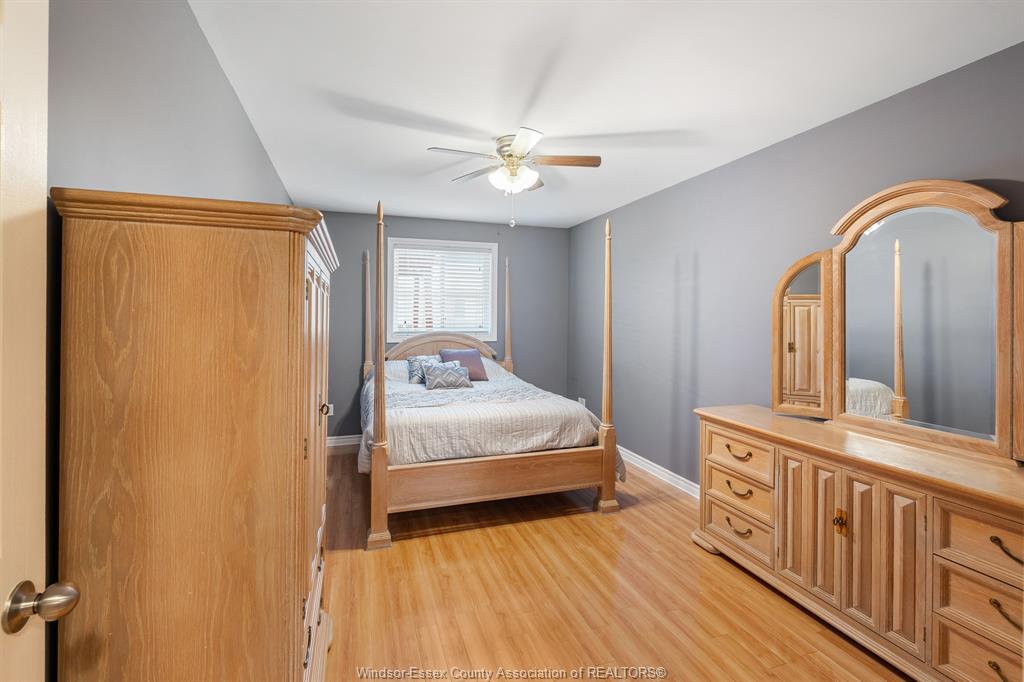 11827 Boulder Crescent, Windsor, ON