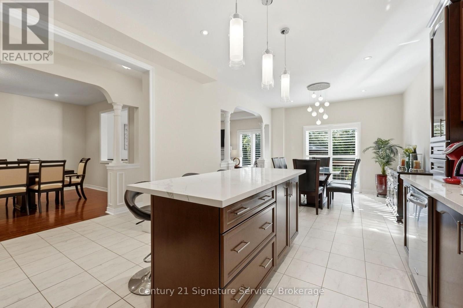 322 Comiskey Crescent, Mississauga, ON