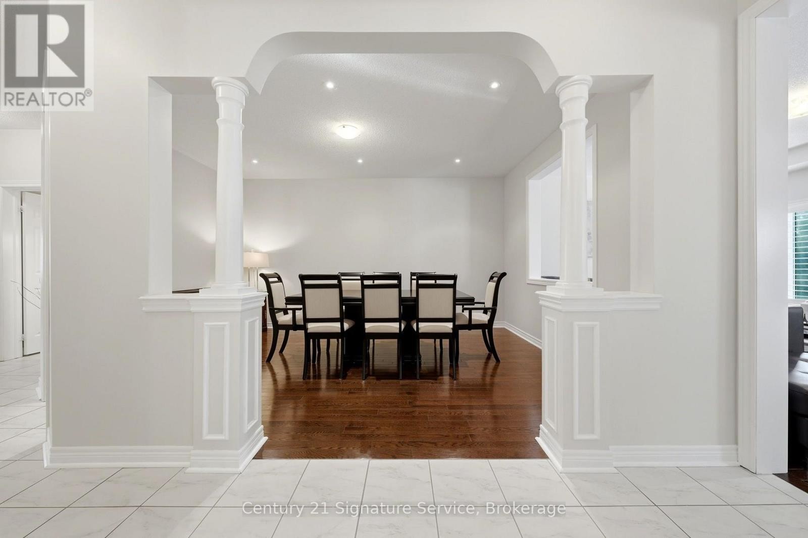 322 Comiskey Crescent, Mississauga, ON