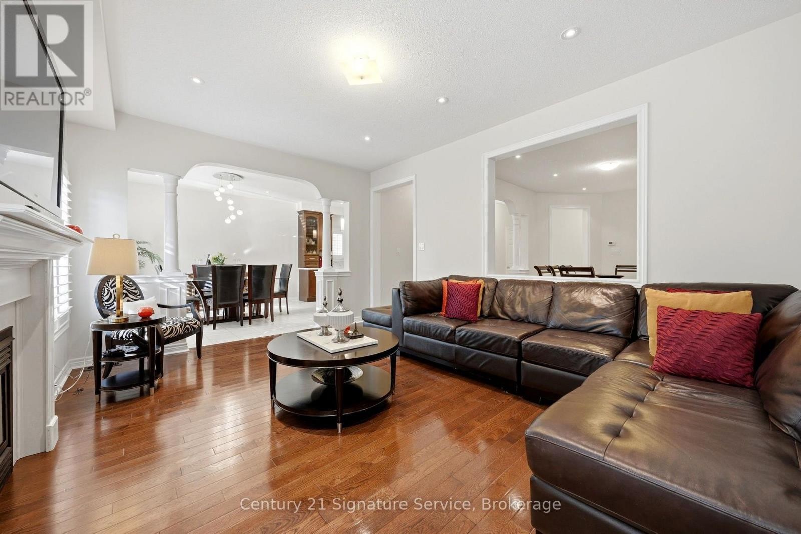 322 Comiskey Crescent, Mississauga, ON