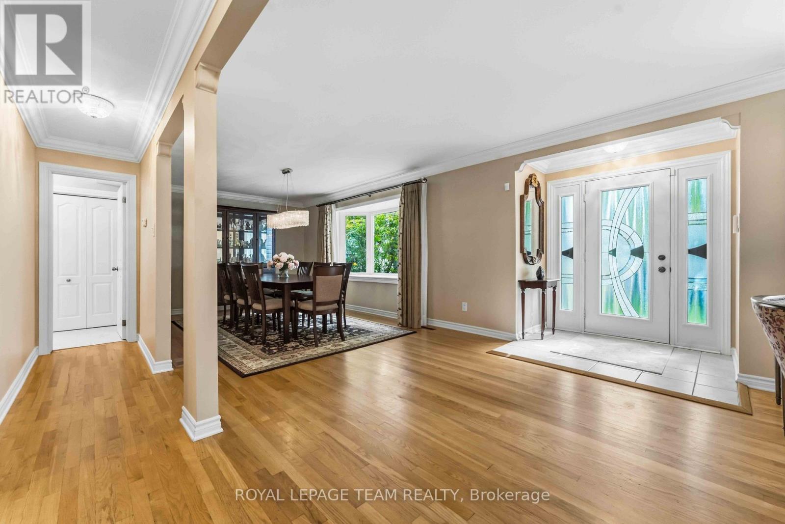 Formal dining room - 115 Mountbatten Avenue, Ottawa, ON