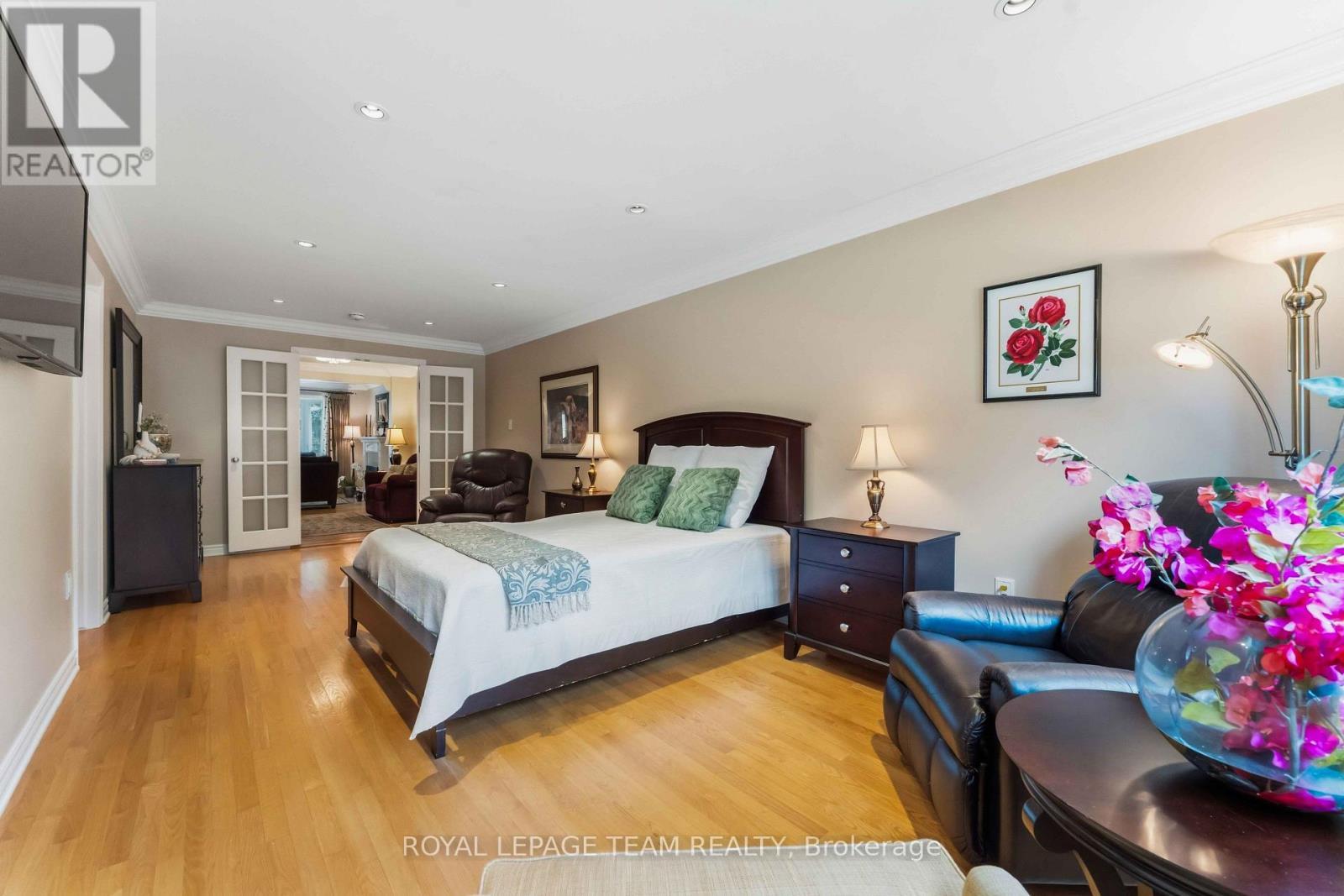 Primary bedroom #1 (on main floor) - 115 Mountbatten Avenue, Ottawa, ON