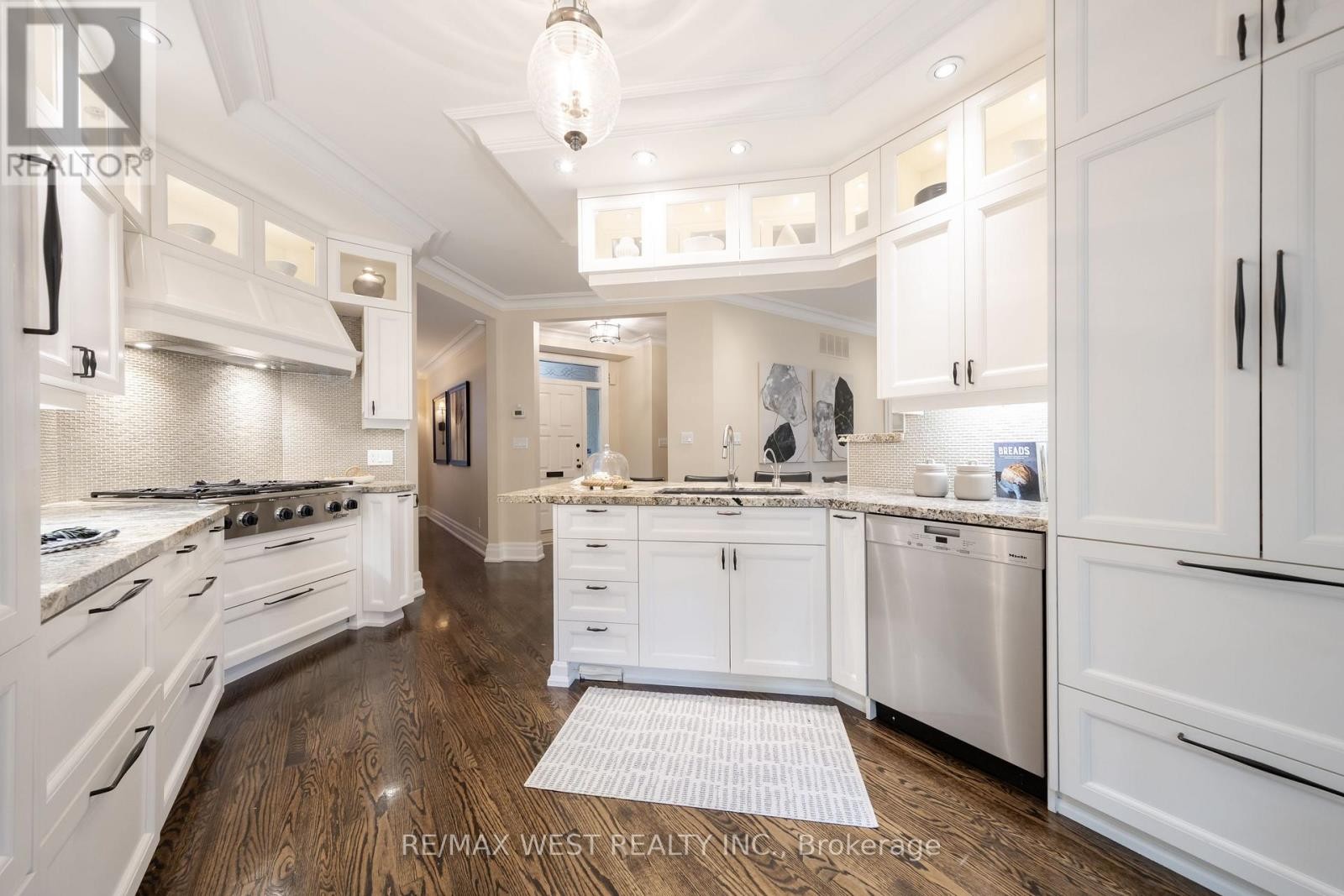 Main Floor Kitchen - 3 Castle Frank Road, Toronto, ON