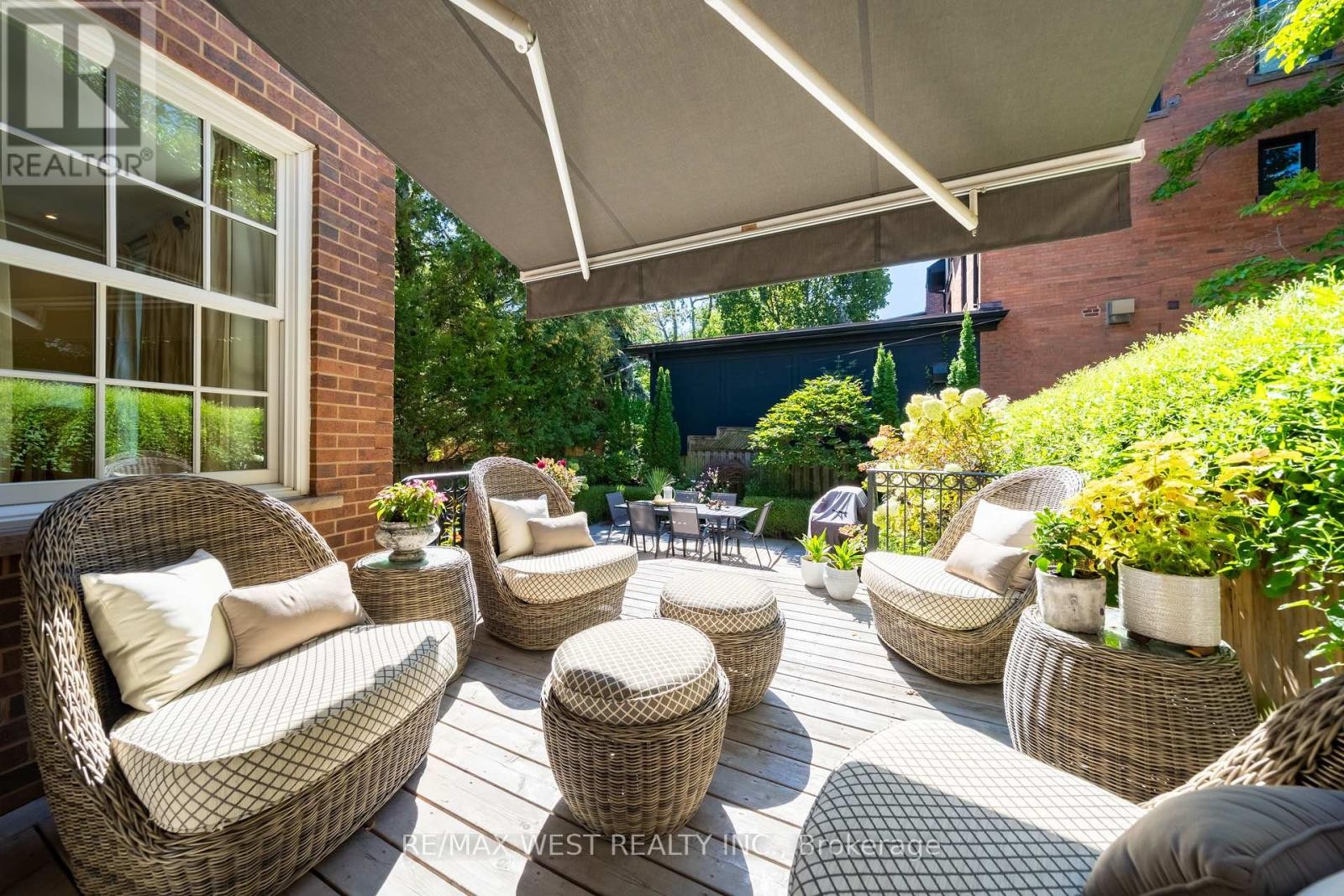 Backyard Deck - 3 Castle Frank Road, Toronto, ON