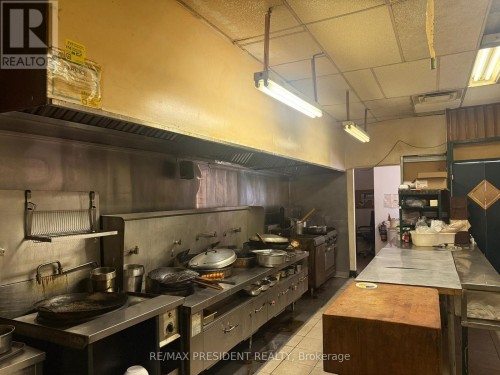 1247 Main Street E, Hamilton, ON 