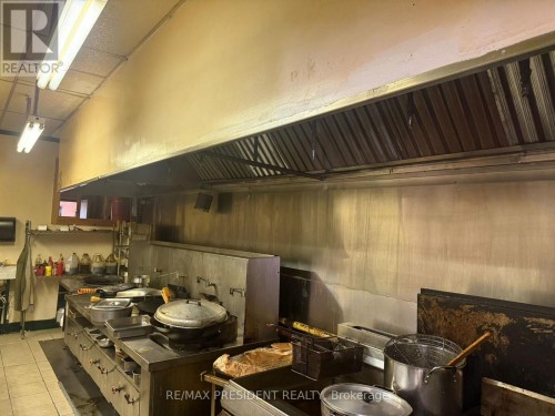 1247 Main Street E, Hamilton, ON 