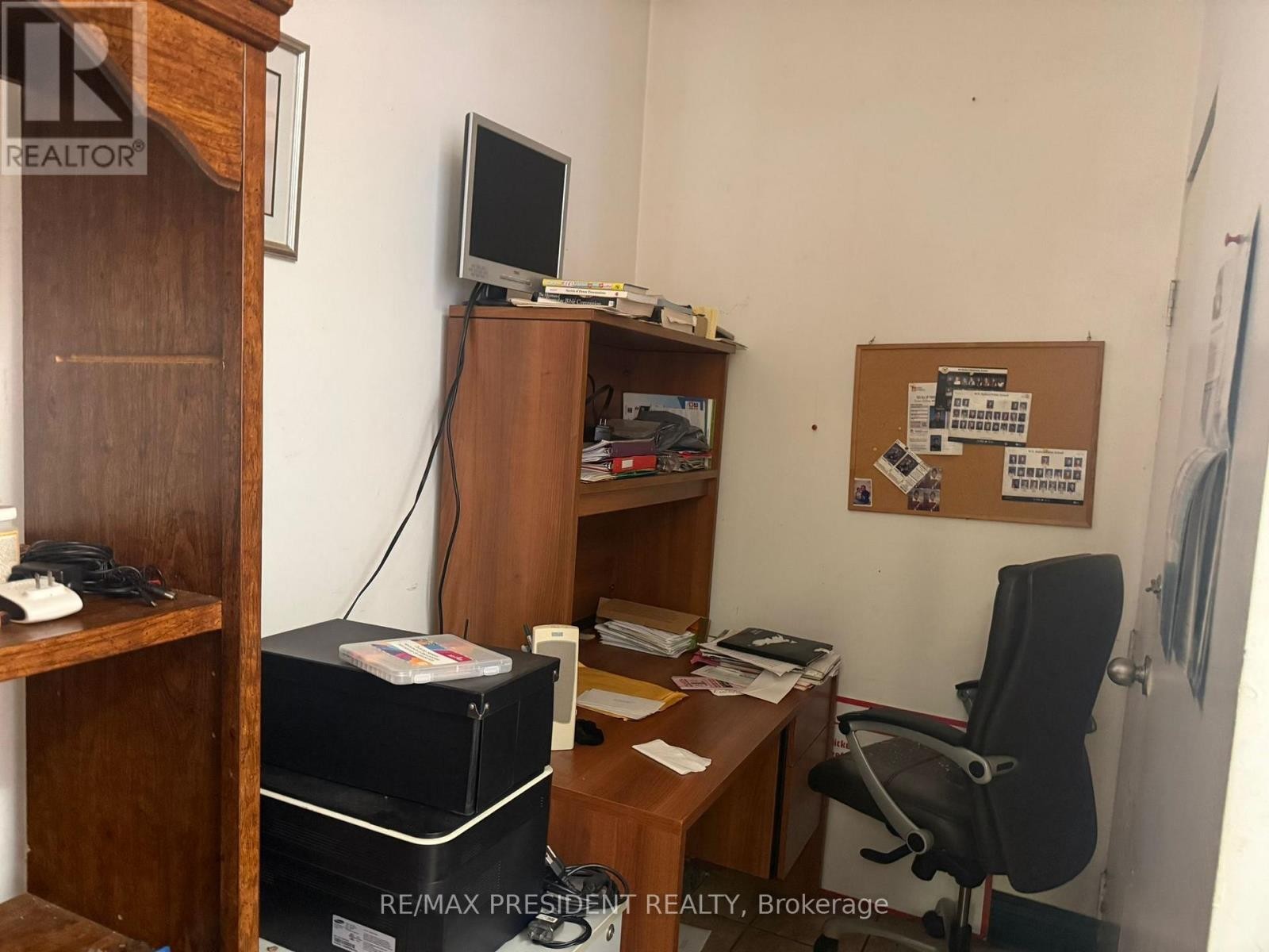 1247 Main Street E, Hamilton, ON