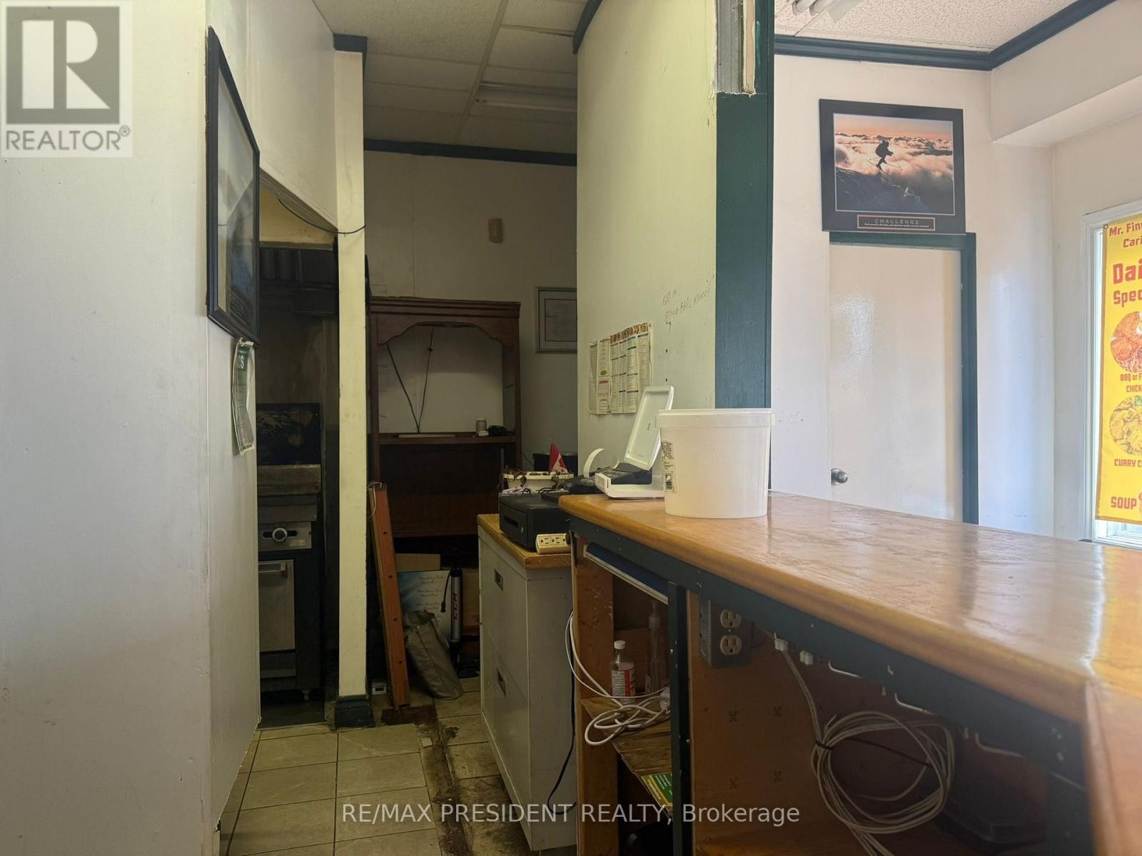 1247 Main Street E, Hamilton, ON