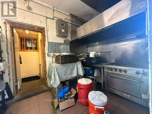 1247 Main Street E, Hamilton, ON