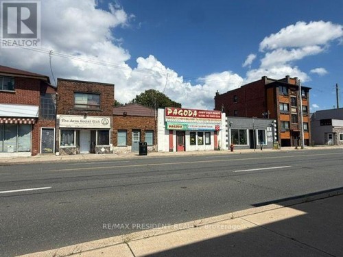 1247 Main Street E, Hamilton, ON 