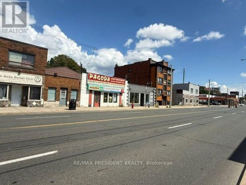 1247 Main Street E, Hamilton, ON 