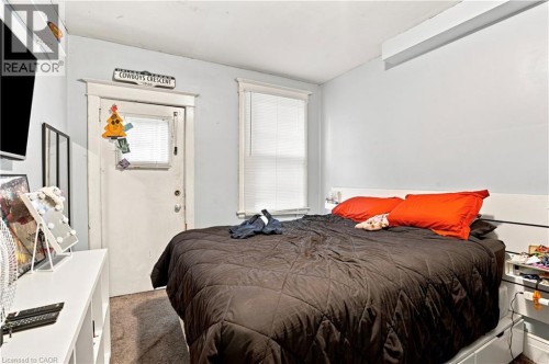 52 Kensington Avenue N, Hamilton, ON 