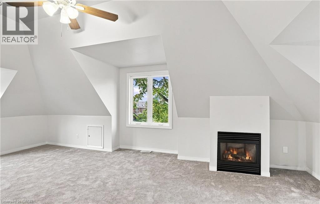 52 Kensington Avenue N, Hamilton, ON