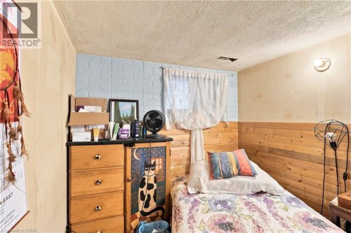 52 Kensington Avenue N, Hamilton, ON 