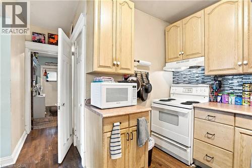 52 Kensington Avenue N, Hamilton, ON 