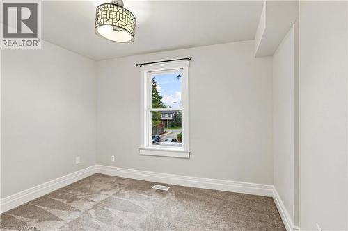 52 Kensington Avenue N, Hamilton, ON 