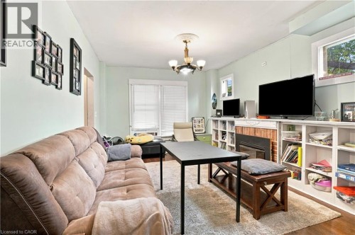52 Kensington Avenue N, Hamilton, ON 