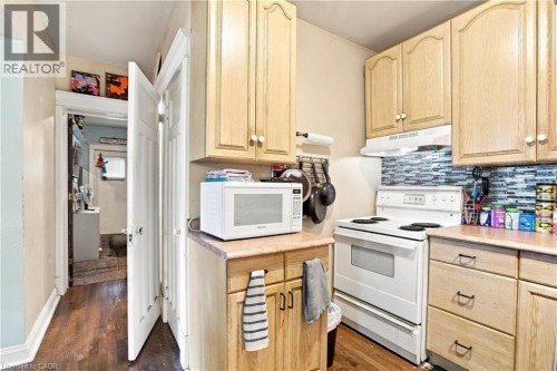 52 Kensington Avenue N, Hamilton, ON 