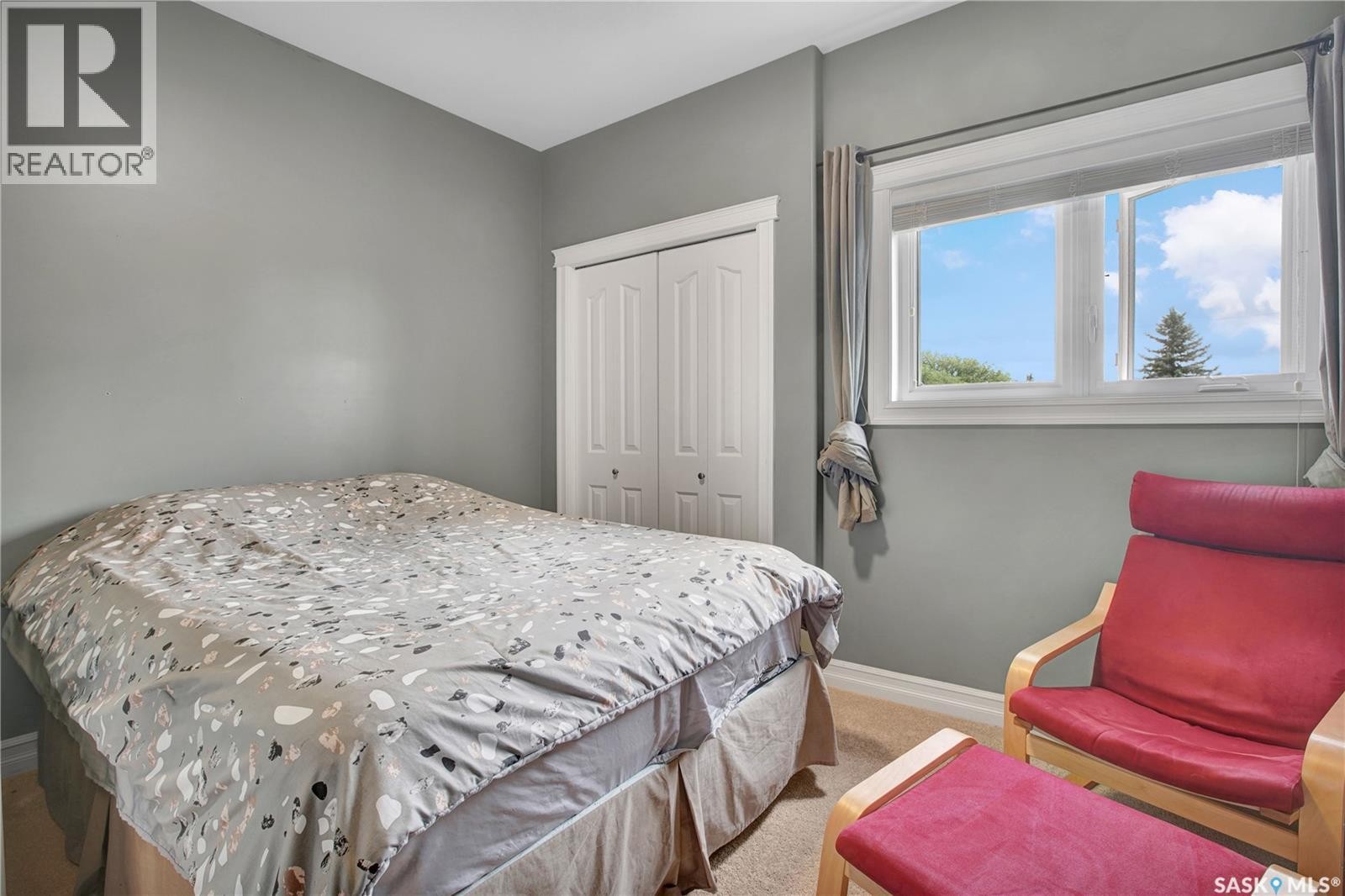 1304 5Th Avenue N, Saskatoon, SK