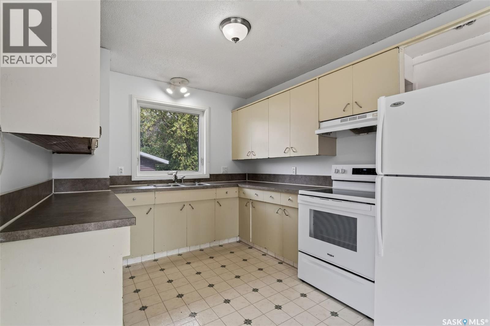 106 Bemister Avenue E, Melfort, SK