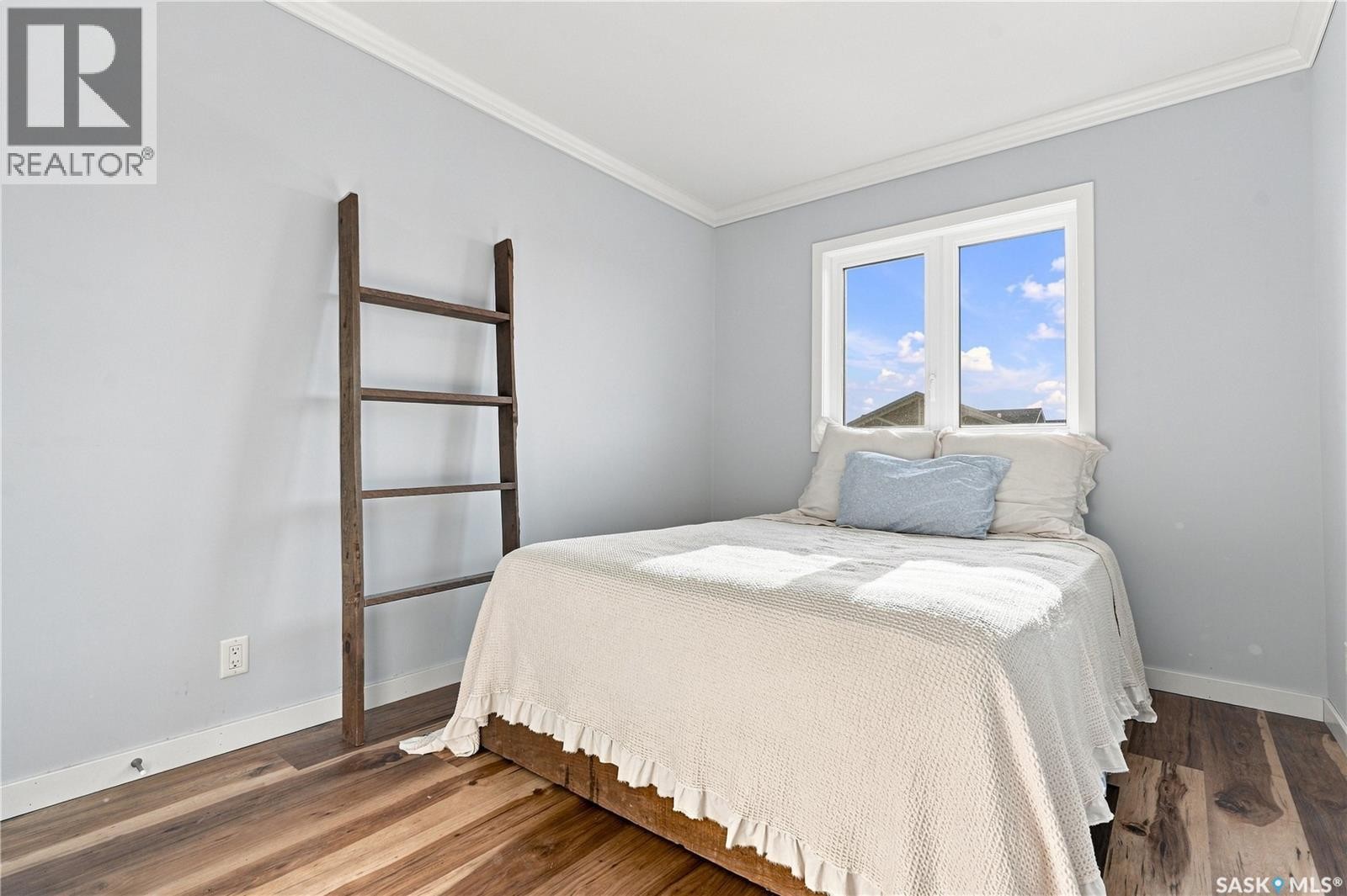 259 250 Akhtar Bend, Saskatoon, SK