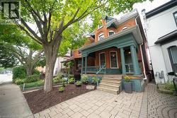 102 PEARL Street N  Hamilton, ON L8R 2Z3