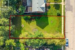 18 PROSPECT AVENUE Guelph (St. George's), ON N1E 4W6