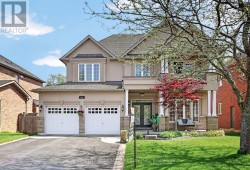 593 MAITLAND DRIVE Pickering, ON L1W 3T6