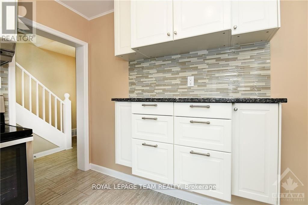 822 Quinlan Road, Ottawa, ON