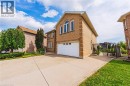 90 Fairington Crescent, Hamilton, ON 