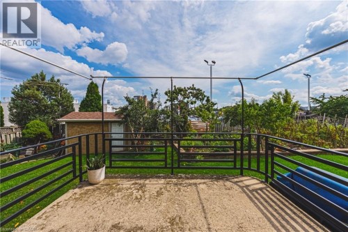 90 Fairington Crescent, Hamilton, ON 