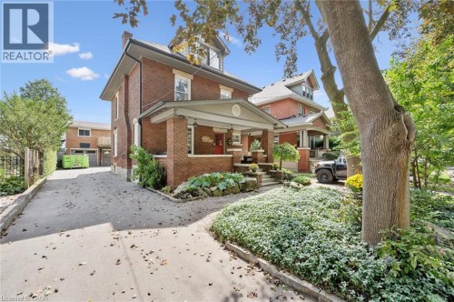 28 OXFORD Street  Guelph, ON N1H 2M3