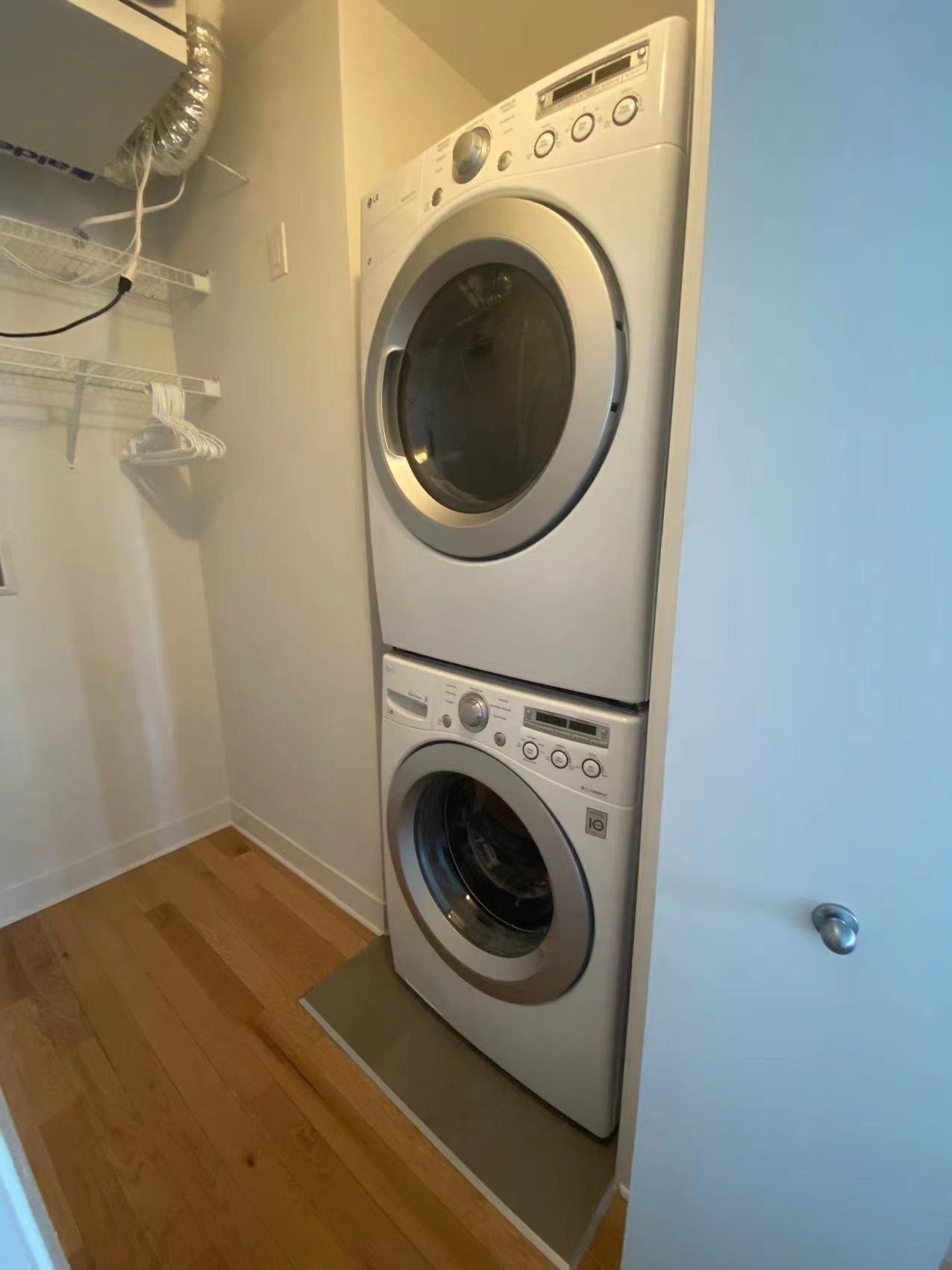 Laundry - 1005-1235 Rue Bishop, Montréal (Ville-Marie), QC