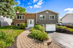 3337 Rue Cyprien Laval (Fabreville), QC H7P 4H6