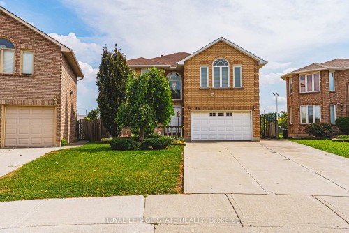 90 Fairington Crescent, Hamilton, ON 