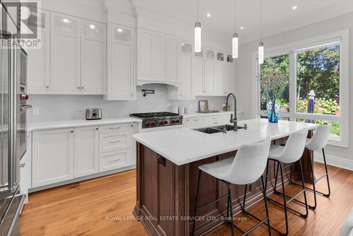 40 Divadale Drive, Toronto, ON