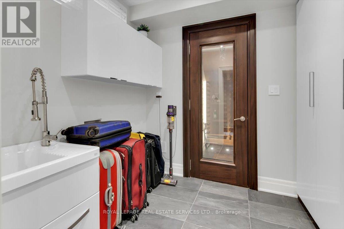 40 Divadale Drive, Toronto, ON