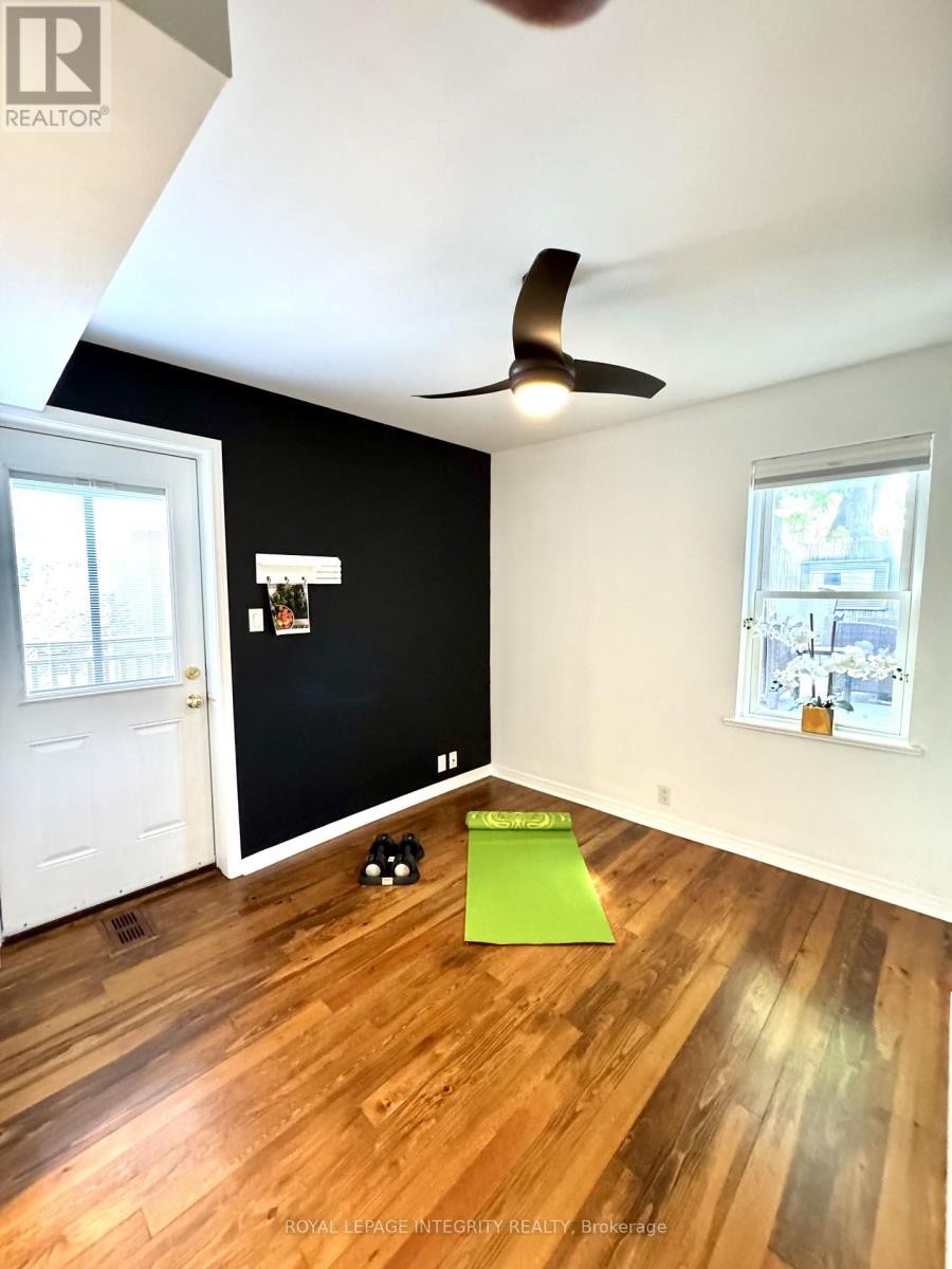 9 Holmwood Avenue, Ottawa, ON