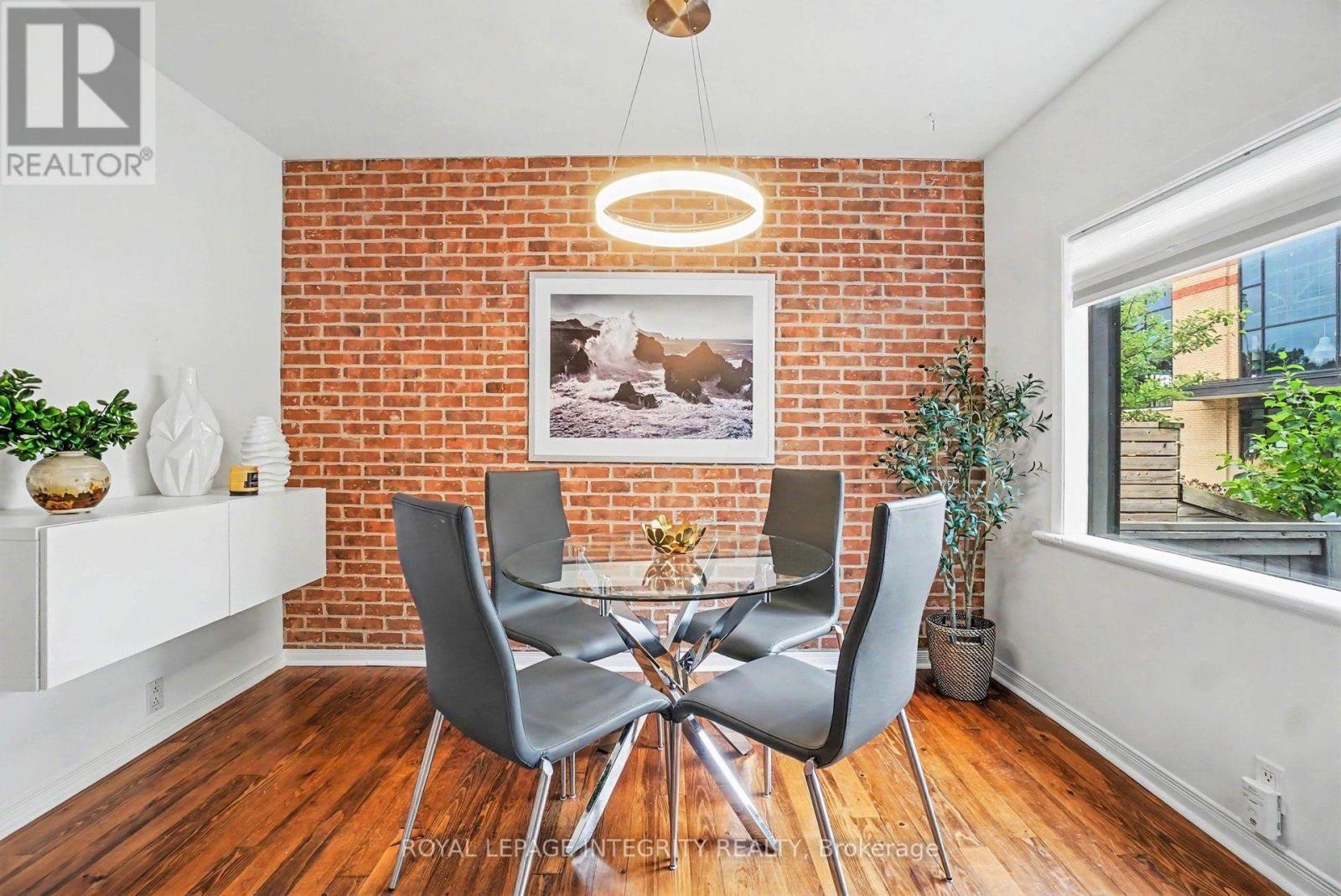 9 Holmwood Avenue, Ottawa, ON