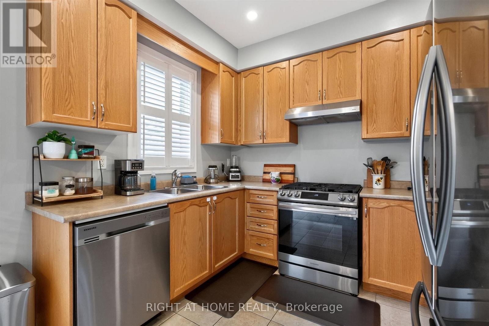 7201 Triumph Lane, Mississauga, ON
