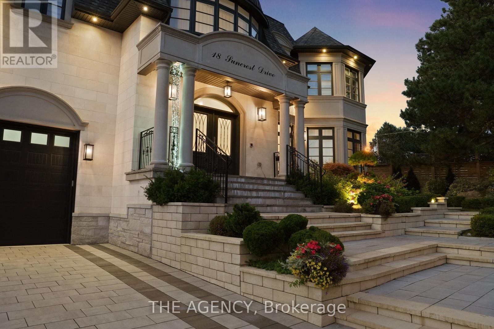 18 Suncrest Drive, Toronto, ON