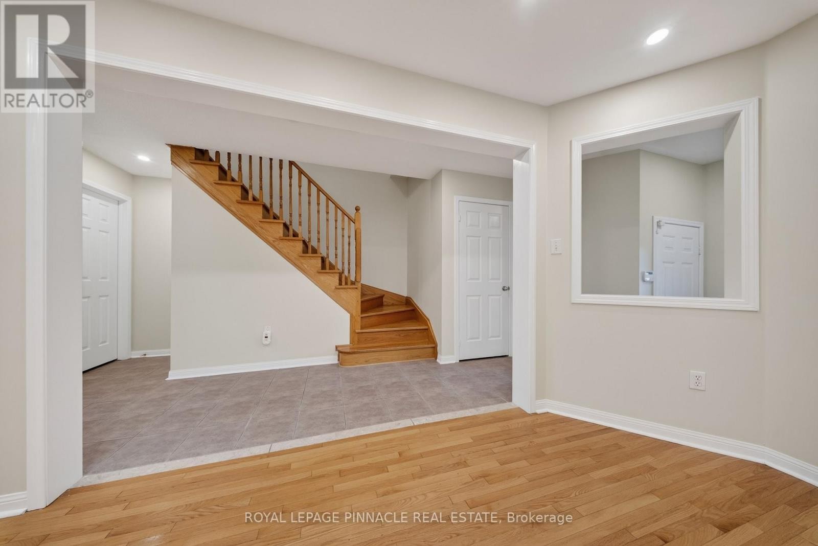 787 Avocado Crescent, Mississauga, ON