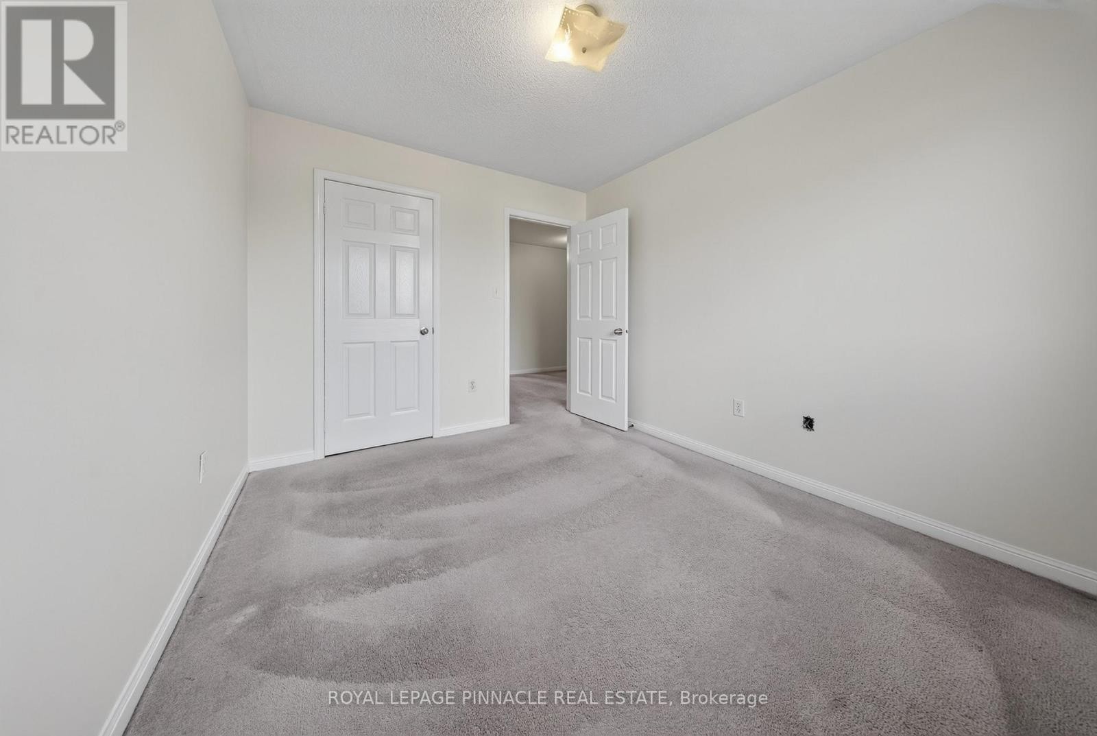787 Avocado Crescent, Mississauga, ON